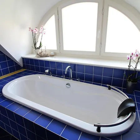 Nebelstation 度假居 *